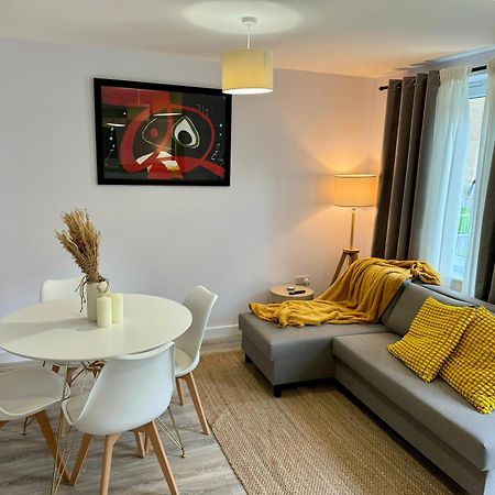 Brand New Flat 5 With Free Parking And Fast Wifi Apartamento York Exterior foto