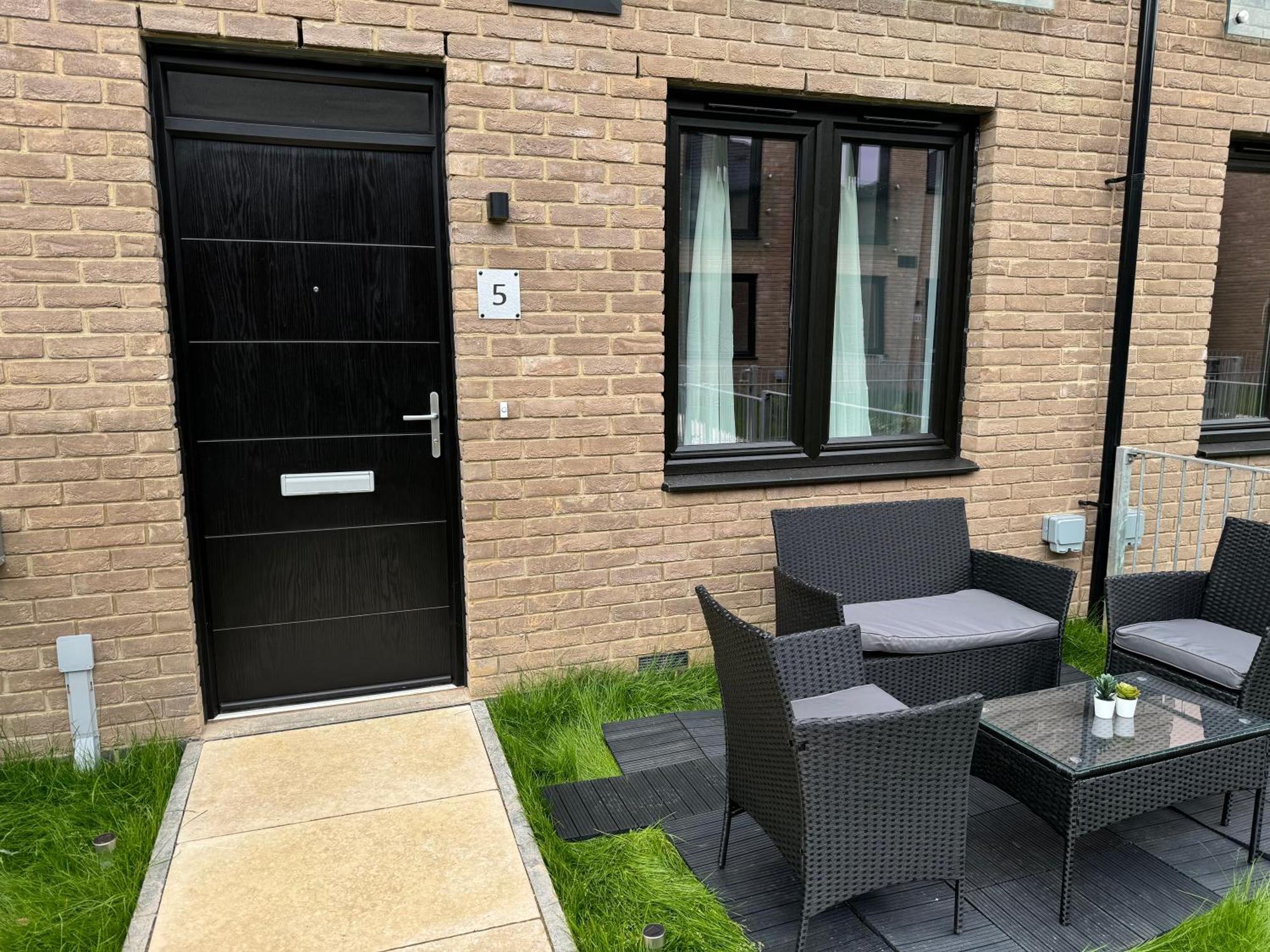 Brand New Flat 5 With Free Parking And Fast Wifi Apartamento York Exterior foto