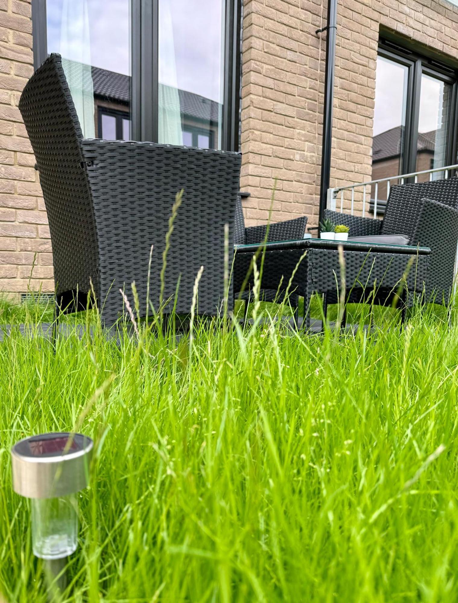 Brand New Flat 5 With Free Parking And Fast Wifi Apartamento York Exterior foto