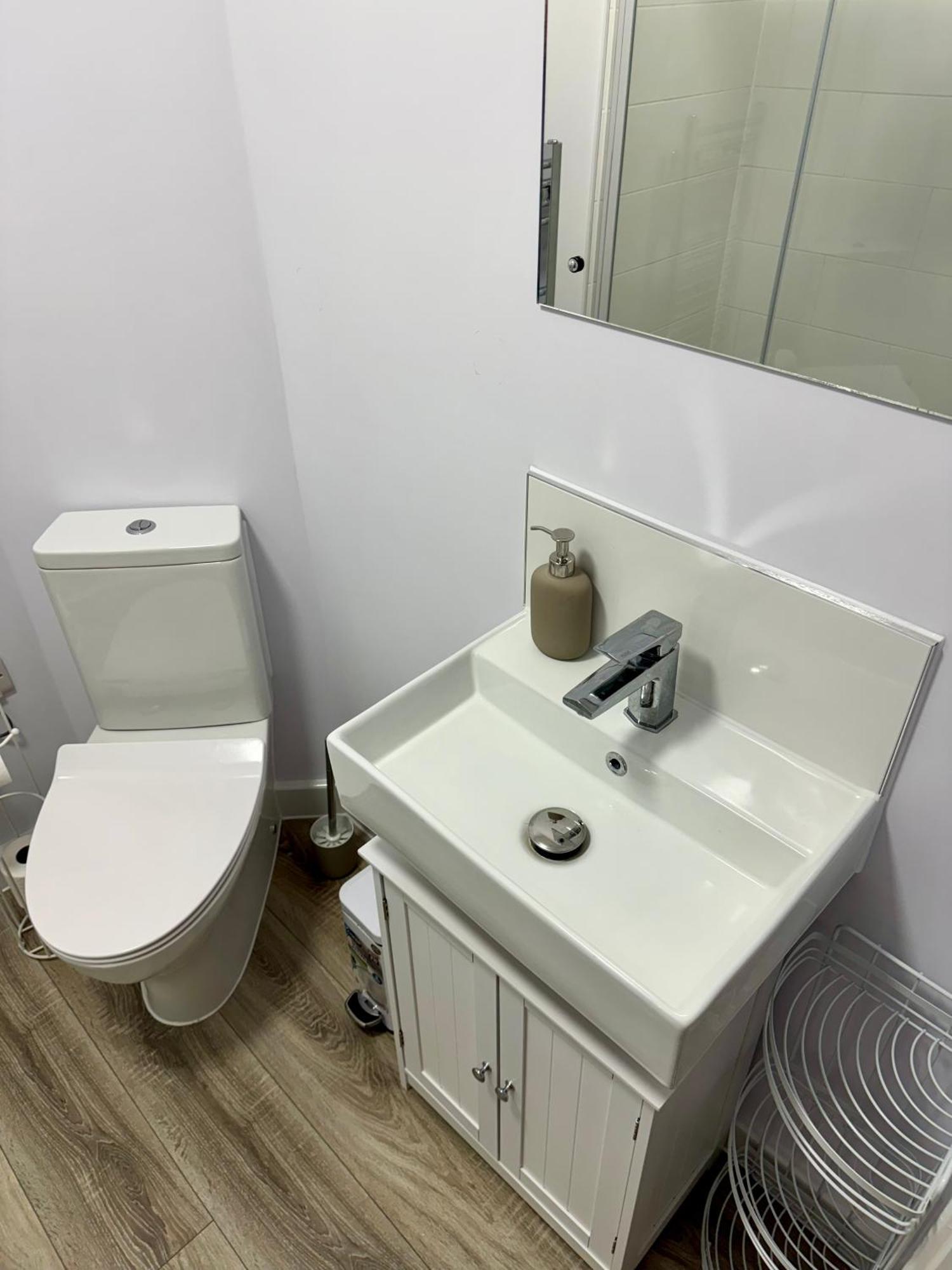Brand New Flat 5 With Free Parking And Fast Wifi Apartamento York Exterior foto